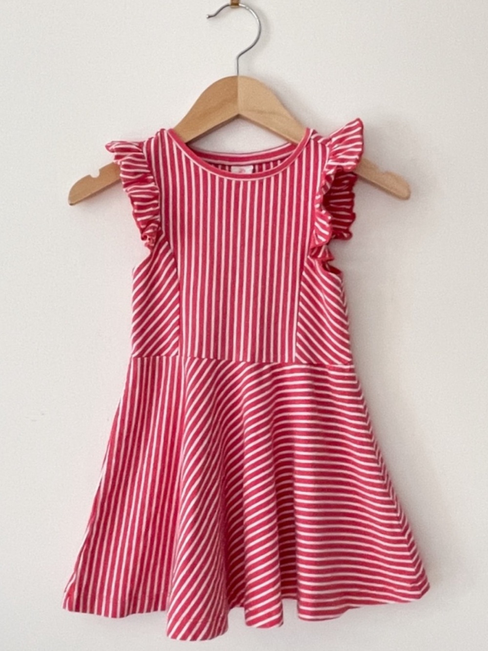 HEMA Amsterdam 🇳🇱 EUC Watermelon Pink Flutter Sleeve Jersey Style Twirl Dress